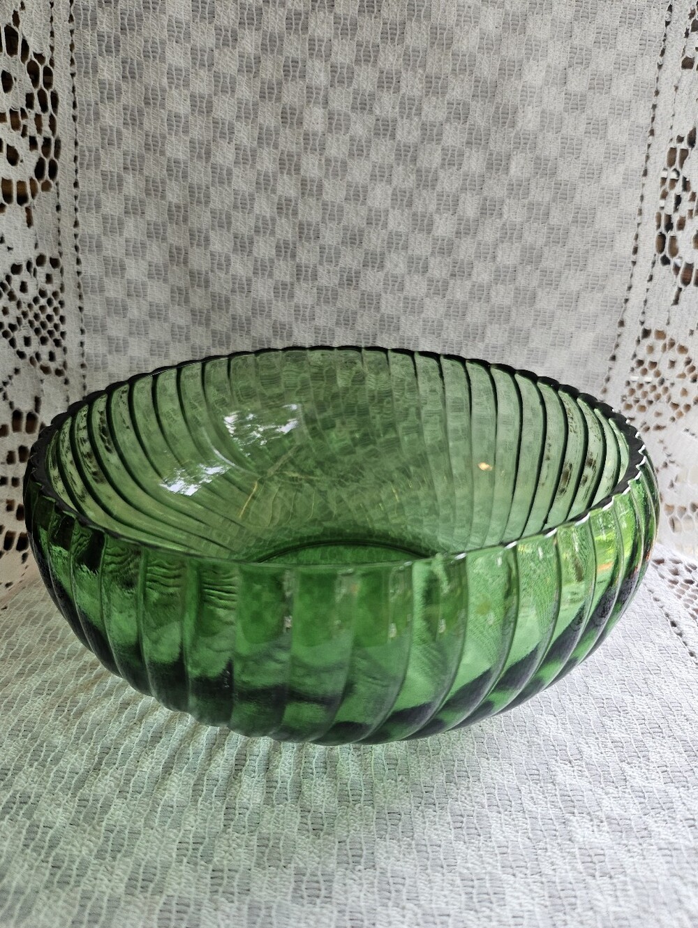 Vintage Anchor Hocking Swirl Bowl